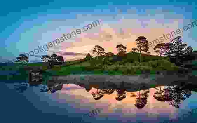 The Sunset Over Hobbiton, New Zealand New Zealand Photo Journal #4: Visiting Hobbiton Shire